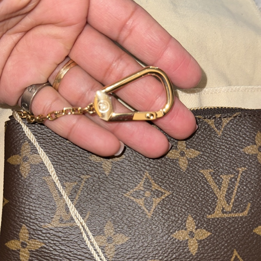 Louis Vuitton Monogram Key pouch S - Picture 5 of 8